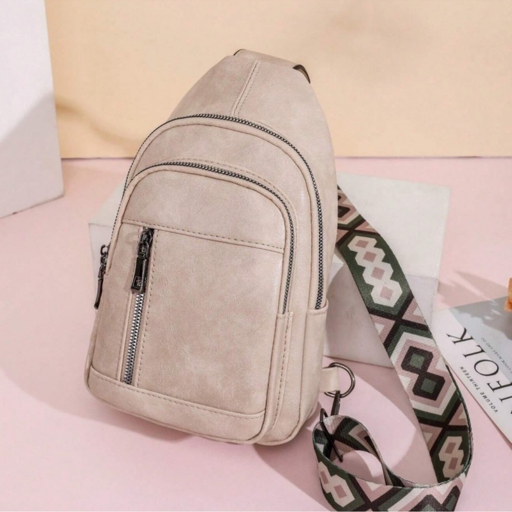 Luxe Vegan Leather Zip up Crossbody Back Pack Bag